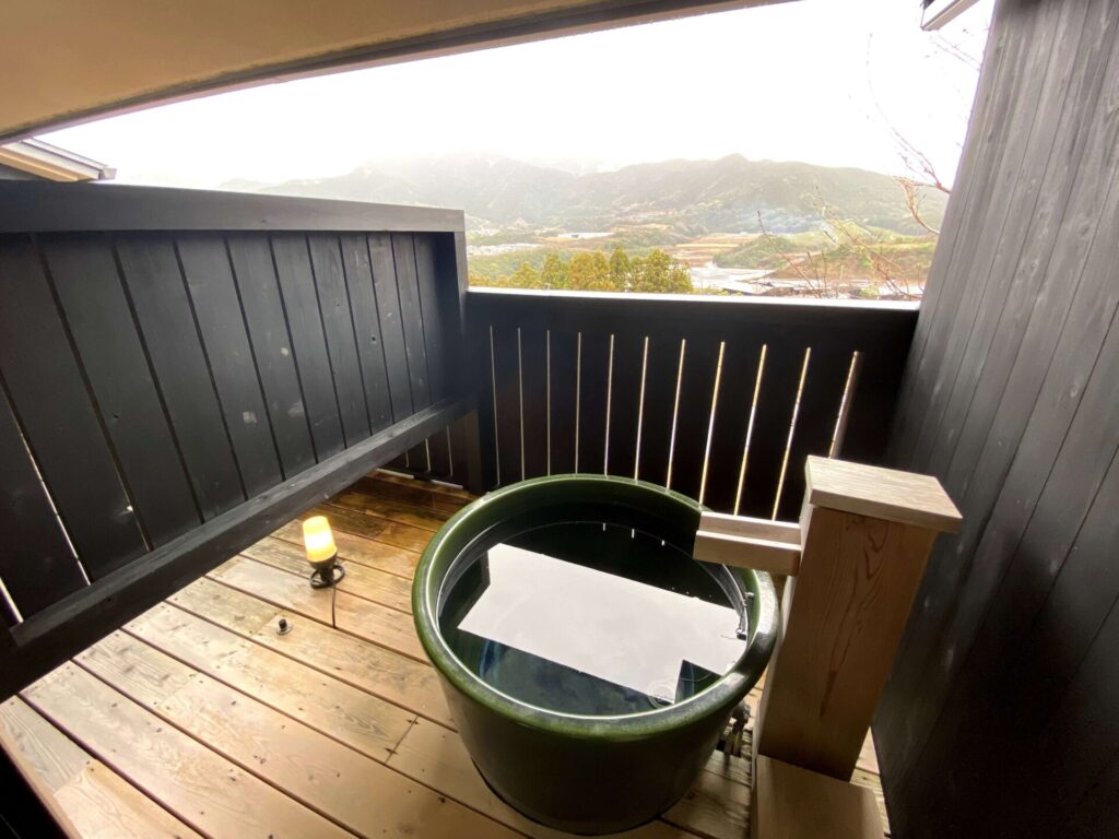 熊野倶楽部の客室露天風呂